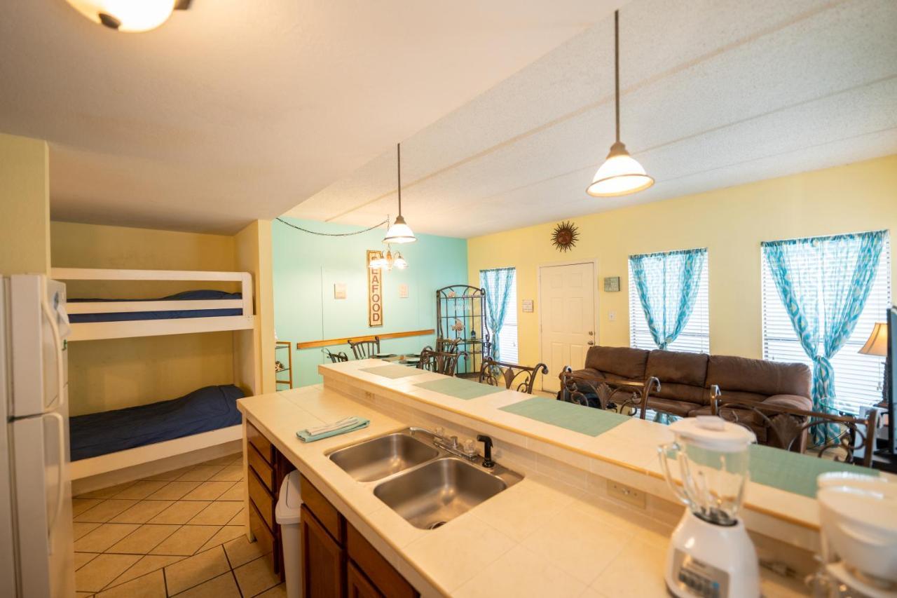 Affordable Spi Family Condo - Walking Distance To The Beach, Sleeps 6, Third Floor, 2025 Traveler Award South Padre Island Dış mekan fotoğraf